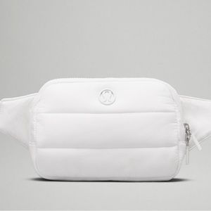 Lululemon Everywhere Belt Bag Wunder Puff White NWT